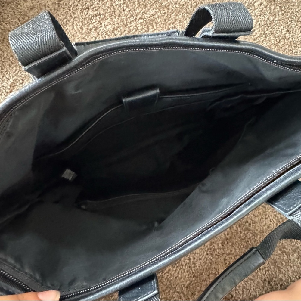 BÉIS Convertible Backpack – Black - Picture 4 of 10